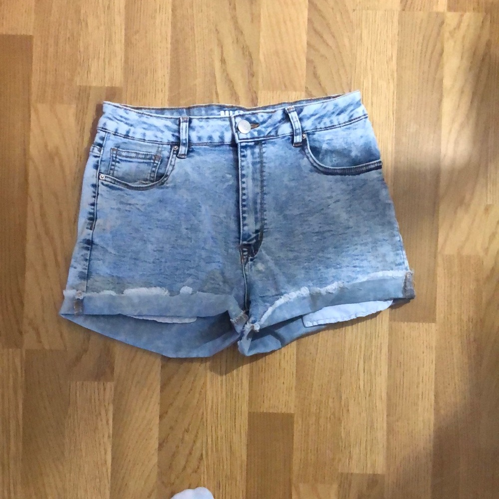 Acid wash Jean shorts
